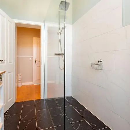 شقة Saphira App 09 *