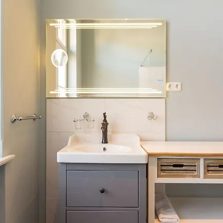 Saphira App 09 * هيرينجسدورف